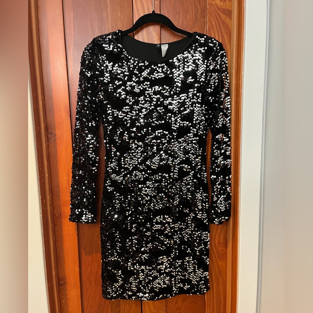 H&M Black Velour Sequin Dress Size 6